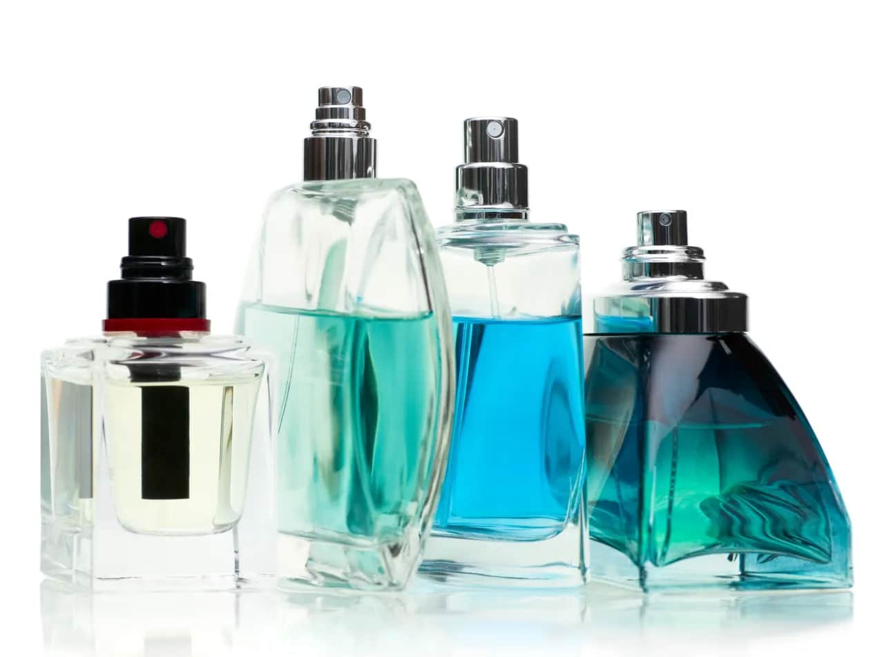 Tester perfum: Czy warto kupić? Oryginał taniej i bez mitów